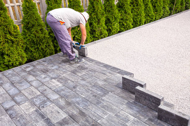 Best Professional Driveway Pavers  in North Puyallup, WA